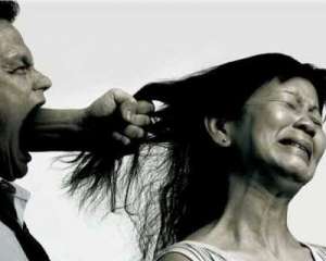 Депутаты и артисты осудили домашнее насилие в семьях