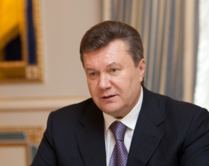 Янукович назвал разгон палаточного городка демократическим