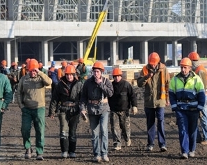 Чеське МВС видало посібник про катастрофічні умови роботи українців 