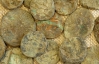 Во Франции нашли 100 тысяч древних монет (ФОТО)