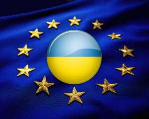 ЕС призывает Украину отказаться от бойкота Нобеля