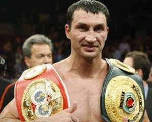 "Володимир може скасувати бій з Чісорою" - менеджер Кличків