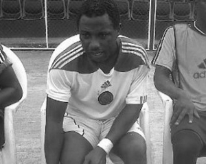 Нигерийский футболист умер во время матча