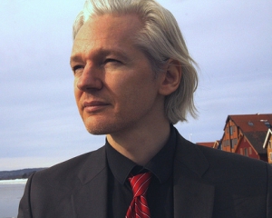 Основателся Wikileaks Джулиана Ассанджа осовободили под заставу