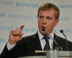 "Регионал" заинтересовался размером груди журналистки (ВИДЕО)