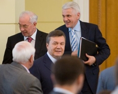 Оппозиция уверена, что драку заказали Янукович и Литвин