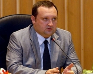 Арбузова призначили, щоб викупити банківські активи Януковича - ЗМІ