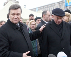 Януковича не оставляют мысли об увольнении Азарова и Тигипко
