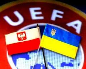 До Євро-2012 в Польщі з&#039;являться фан-посольства