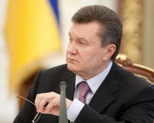 Янукович хочет, чтобы Тимошенко себя защитила