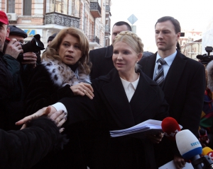 Тимошенко допрашивают уже пятый час