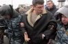 У СИЗО, куда бросили Немцова, задержали десятки его сторонников