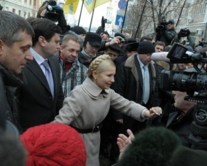 Тимошенко будет сдавать Генпрокуратуре анализы, чтобы довести дело до абсурда