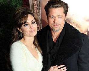 Анджелина Джоли и Бред Питт тайно поженились на берегу океана