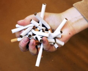 Учені розповіли, коли люди у розвинених країнах відмовляться від куріння