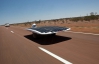Автомобиль на солнечных батареях установил рекорд скорости (ФОТО)
