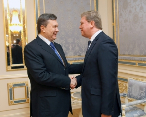 Єврокомісар суворо попередив Януковича