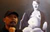 Художник изобразил Гитлера беременным и с женской грудью (ФОТО)
