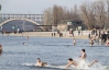 У Запоріжжі віруючі стрибали в Дніпро з 40-метрового моста