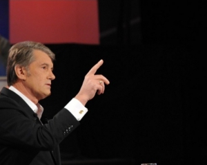 Ющенко вимагає нової міжнародної експертизи своєї крові
