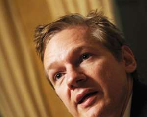 Основателя WikiLeaks назвали худшим австралийцем за неумение хранить секреты