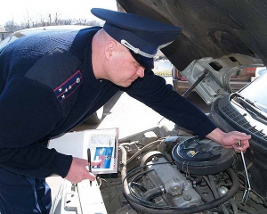 У міліції таки відбирають техогляд автомобілів