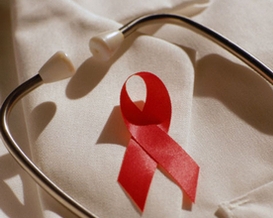 Через тиск силовиків Україні можуть не дати $305 млн на боротьбу зі СНІДом