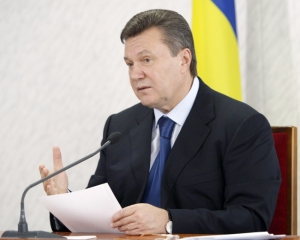 Янукович назвав Україну демократичним лідером