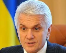Литвин не хочет, чтобы нардепы "игрались" в выборы