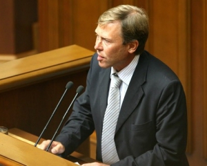 У БЮТ кажуть, що об'єднаються з Януковичем лише у СІЗО