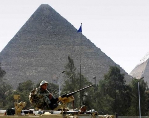До Єгипту полетіли ще три літаки з туристами, а МЗС евакуювало 127 осіб 