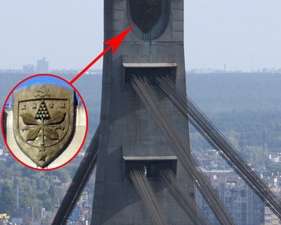 Детали Московского моста могут рухнуть в любой момент