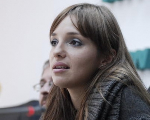 Євгенія Карр на відкриття свого SPA-салону запросила українських зірок
