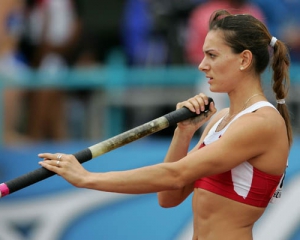 Ісинбаєва перемогла в Донецьку без світового рекорду
