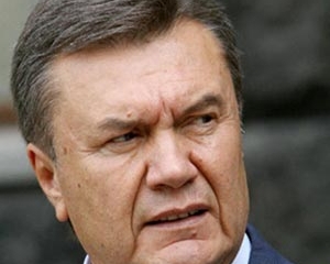 Янукович поинтересовался у двух губернаторов, почему у них плохо