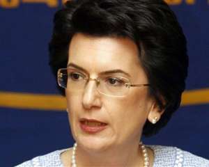 Бурджанадзе посоветовала Януковичу быть осторожным с Тимошенко
