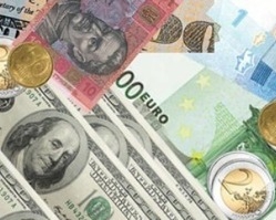 Украинцам посоветовали, в какой валюте лучше хранить деньги