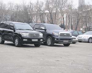 Одесской ГАИ выдали VIP-список автомобилей, которые нельзя останавливать