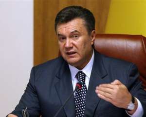 Янукович пророкує шахтарям престижне майбутнє
