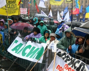 Більше половини українців вже готові протестувати проти утисків своїх прав