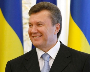 Янукович сделал &quot;серьезное предупреждение&quot; чиновникам
