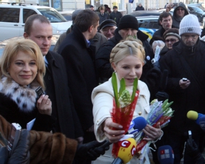 Тимошенко попросила Генпрокуратуру отпустить ее к маме