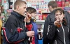 В Україні школярі ходять на уроки п'яними - європейські ЗМІ