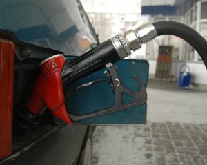 Зростання вартості бензину провокують переважно спекулянти - аналітик