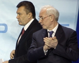 Азаров поклонился перед Шевченко, а Янукович - перед &quot;Шахтером&quot;