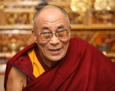 Далай-лама більше не хоче керувати урядом Тибету