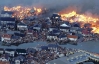Японское цунами сбило в кучу горящие дома, автомобили, самолеты