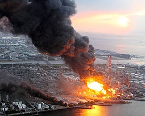 На поврежденной в результате землетрясения в Японии АЭС произошел взрыв