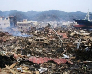 После цунами и землетрясения в Японии не вышло на связь 40 украинцев