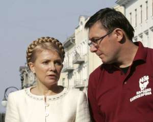 Рада запретит Тимошенко долго читать свое дело